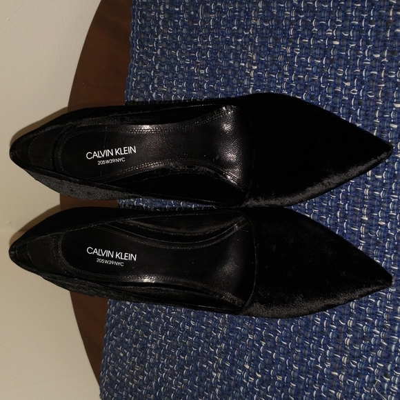 Calvin Klein High Heels 👠 - Picture 4 of 7